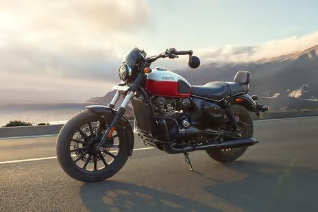 Yezdi Roadster